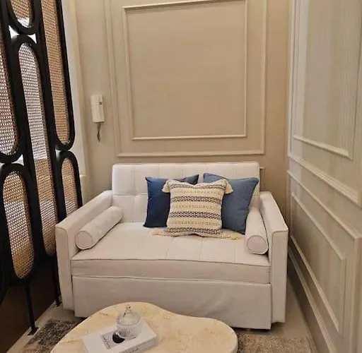 200mbps Wifi, Luxury Near Ayala Apartment *