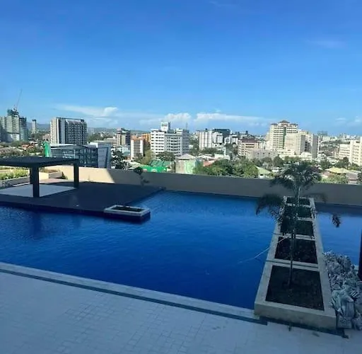 Apartment 200mbps Wifi, Luxury Near Ayala *